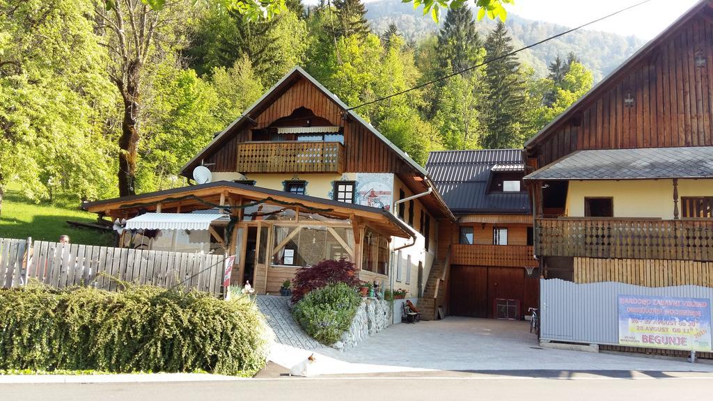 Slovenian Traditional Guest House Begunje na Gorenjskem Eksteriør billede